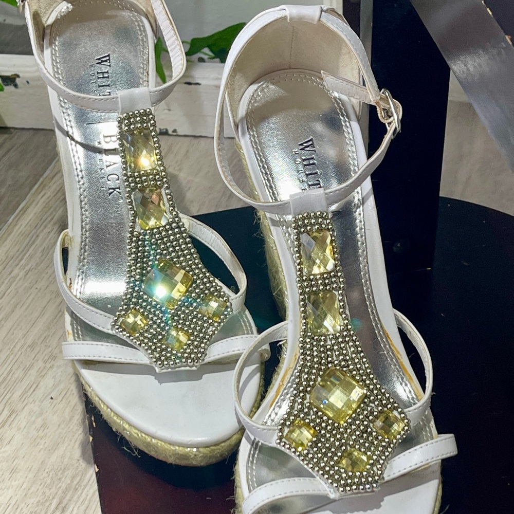 White House Black Market White and Gold Gem Sandals